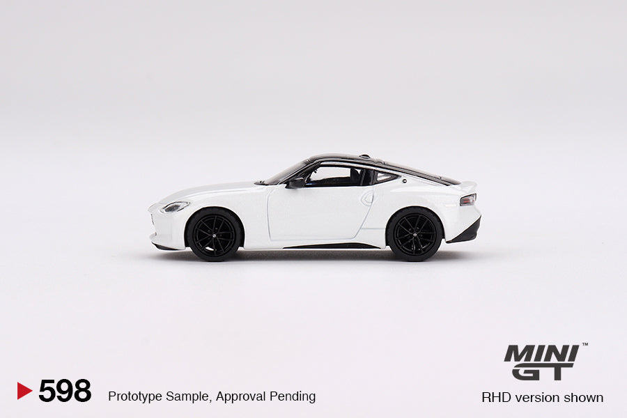 [Box] MiniGT - Nissan Fairlady Z Version ST 2023 Everest White - 5