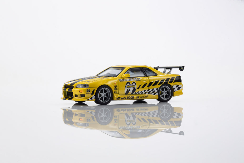 Nissan Skyline GT-R (R34) MOONEYES(2)