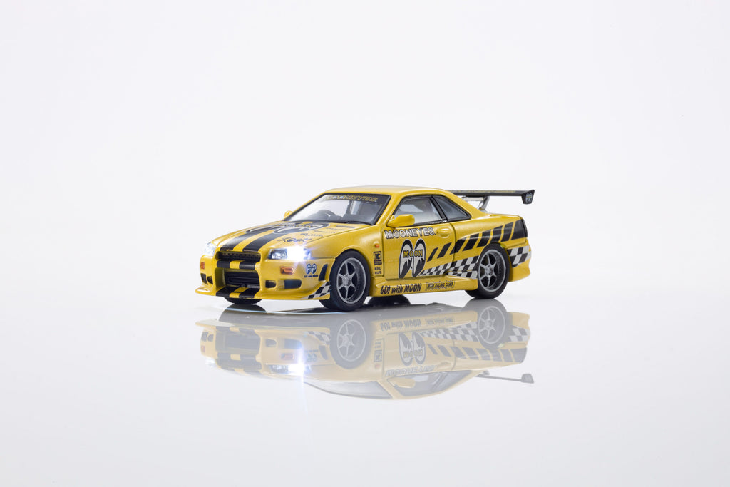 Nissan Skyline GT-R (R34) MOONEYES(2)