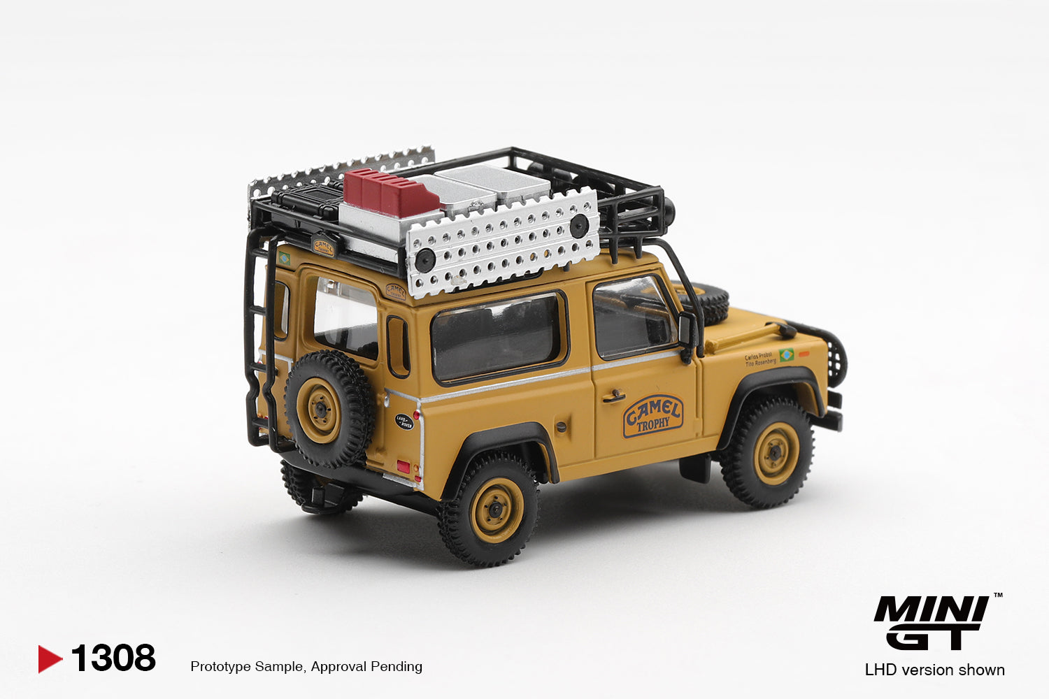 [Pre Order, Box] MiniGT - Land Rover Defender 90 1985 Camel Trophy Borneo Team Brazil