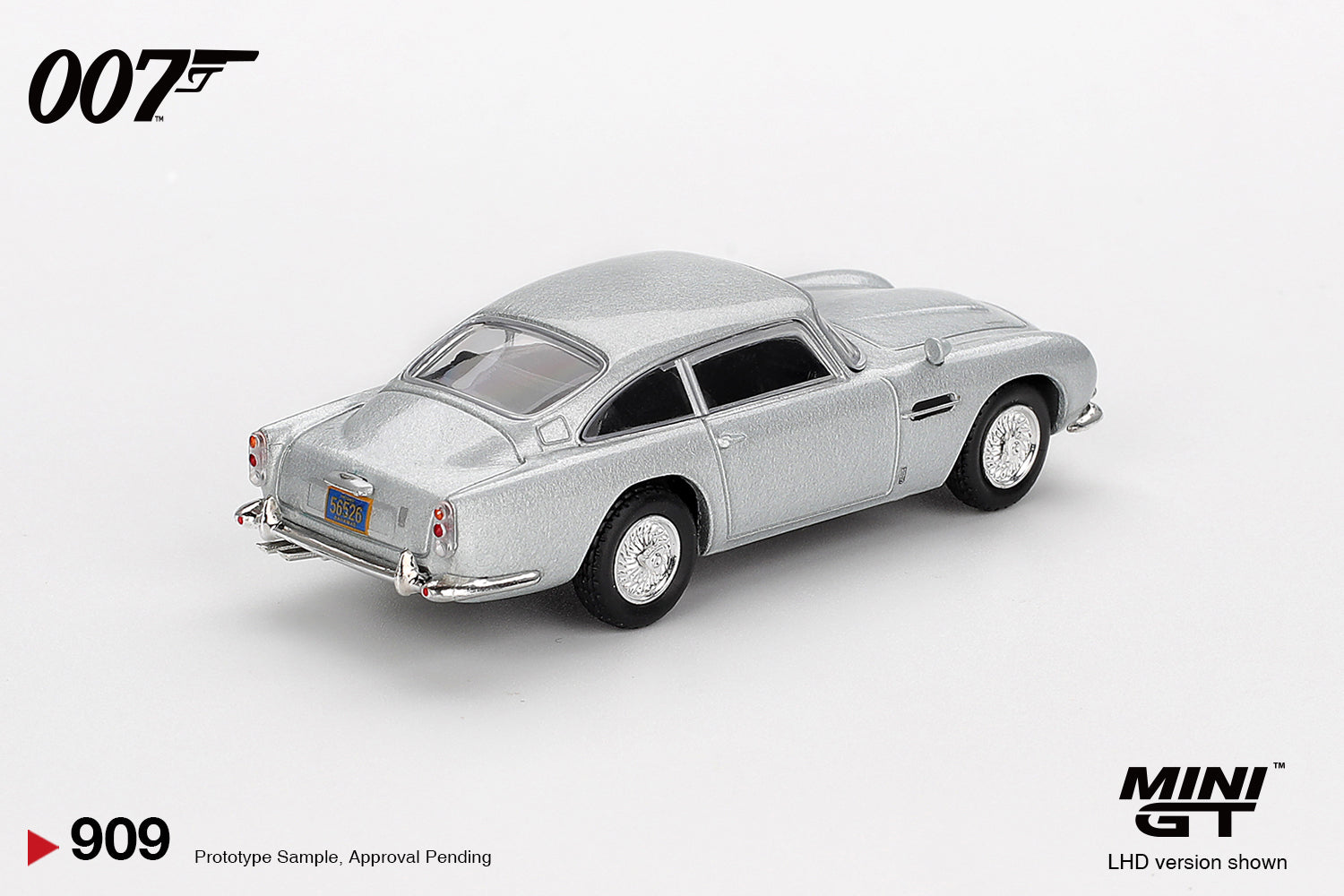 [Pre Order] MiniGT - Aston Martin DB5 007 “Casino Royale” - Simplified Chinese Poster
