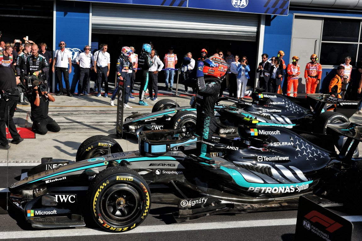 MERCEDES-AMG PETRONAS F1 TEAM W17 - K. ANTONELLI - WINNER ITALY GP 2026 with Figurine, Pit Board and Trophy