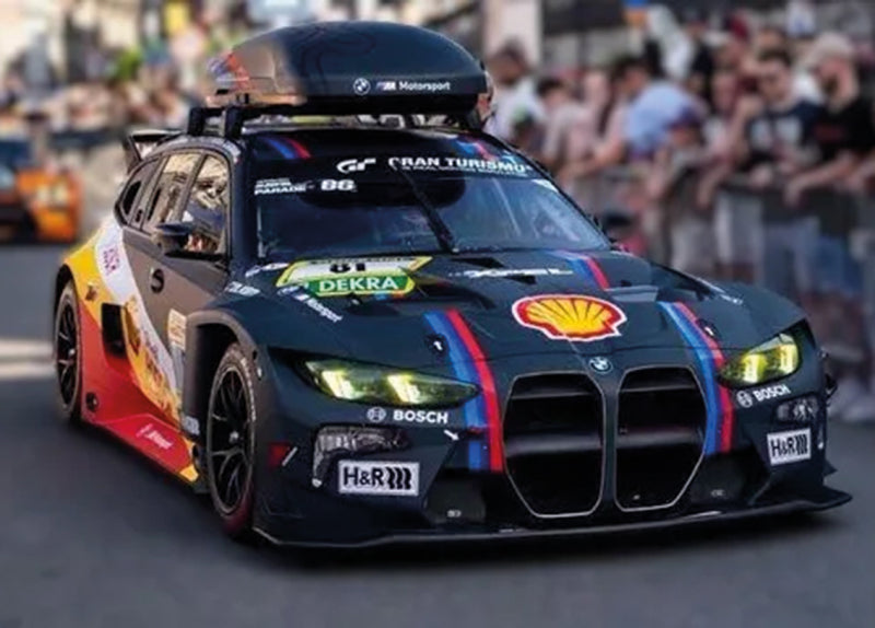 BMW M3 Touring 24H #81 BMW M Motorsport + Roof box