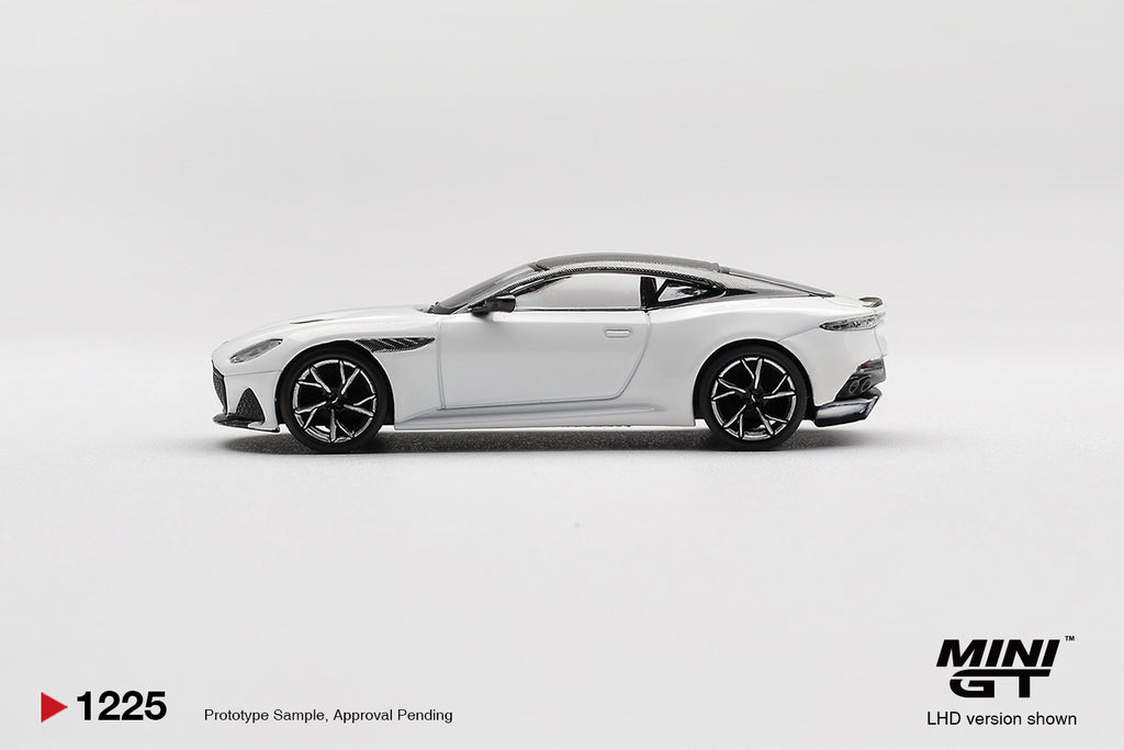 [Pre Order, Box] MiniGT - Aston Martin DBS Stratus - White
