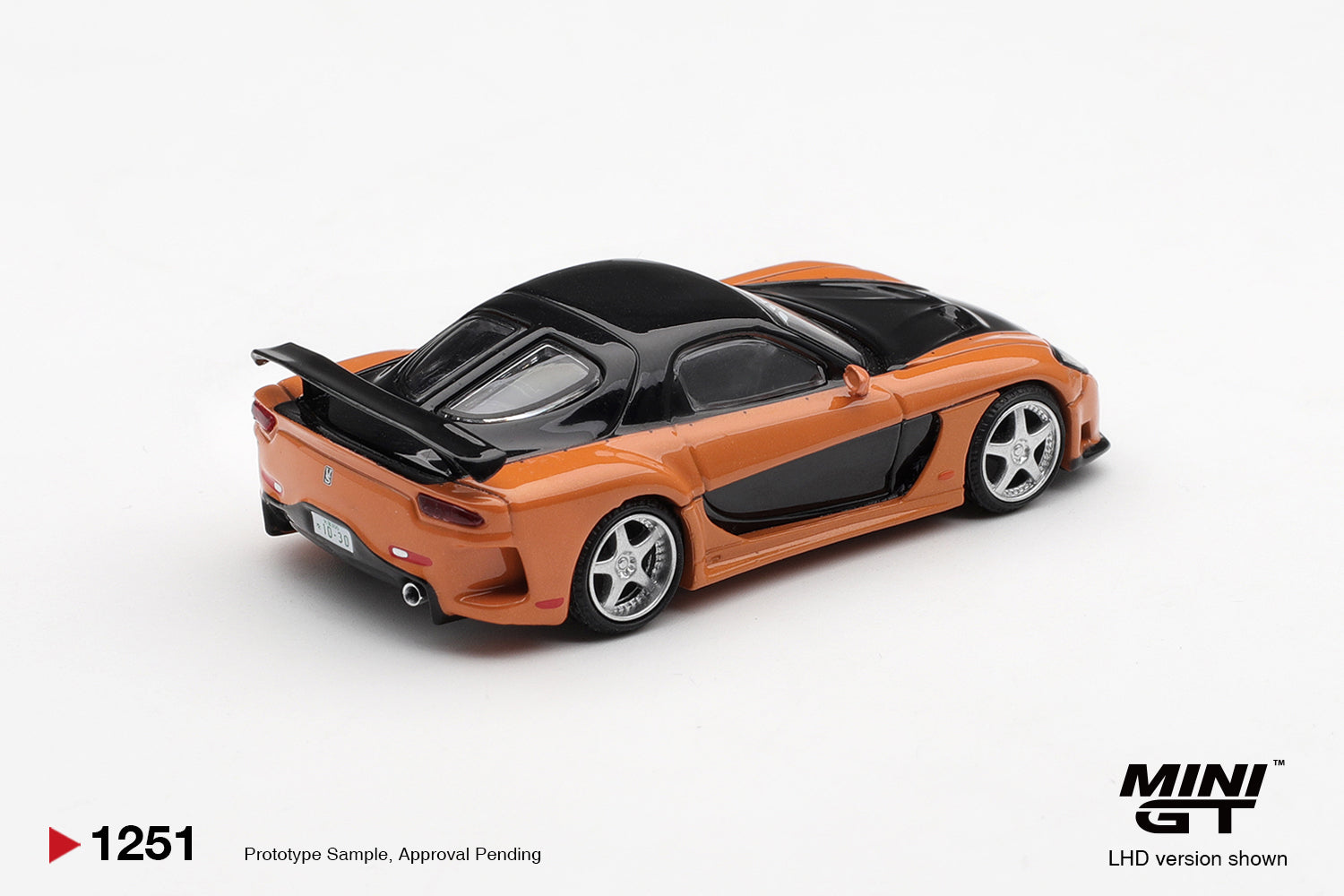 [Pre Order] FnF x MiniGT - Mazda RX7 Veilside Fortune - Han Seouloh