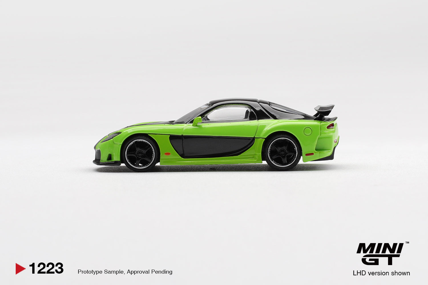 [Pre Order, Box] MiniGT - Mazda RX-7 VeilSide Fortune7 - Green
