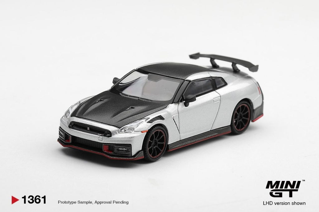 Nissan GT-R NISMO 2024 - Silver