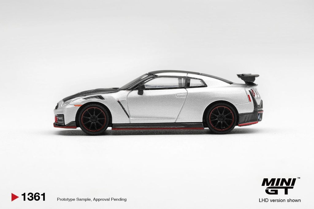 Nissan GT-R NISMO 2024 - Silver