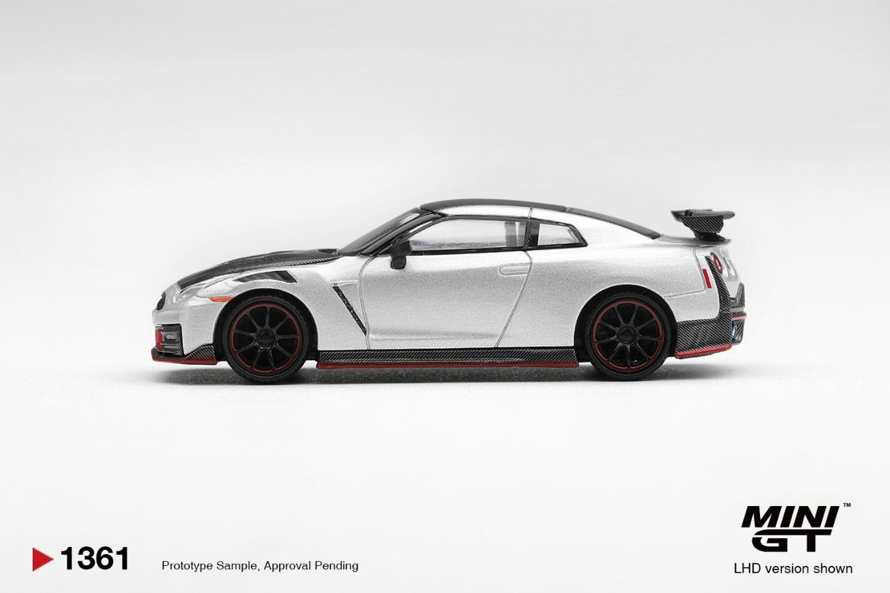 Nissan GT-R NISMO 2024 - Silver
