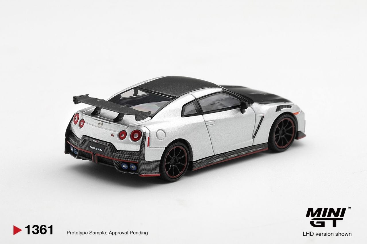 Nissan GT-R NISMO 2024 - Silver