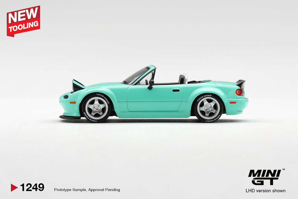 [Pre Order, Box] MiniGT - Mazda MX-5 (NA) Pandem - Mint Green