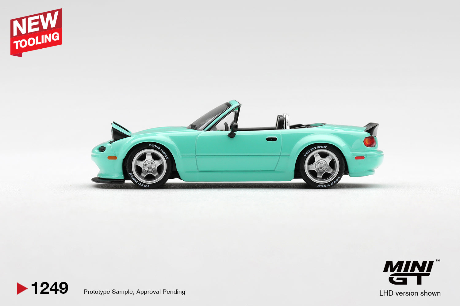 [Pre Order, Box] MiniGT - Mazda MX-5 (NA) Pandem - Mint Green