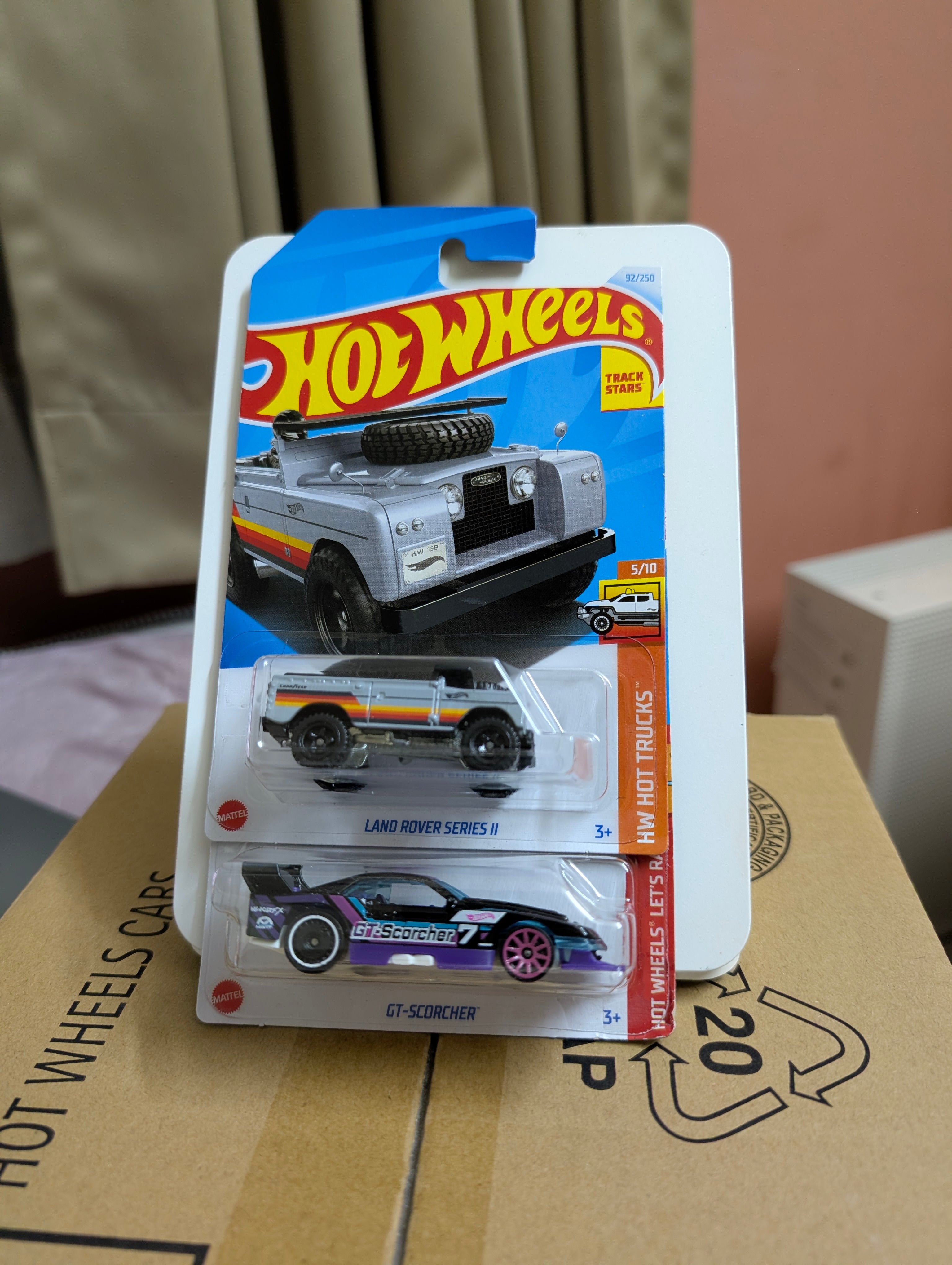 [Imported] Land Rover Series II (Grey) and GT-Scorcher