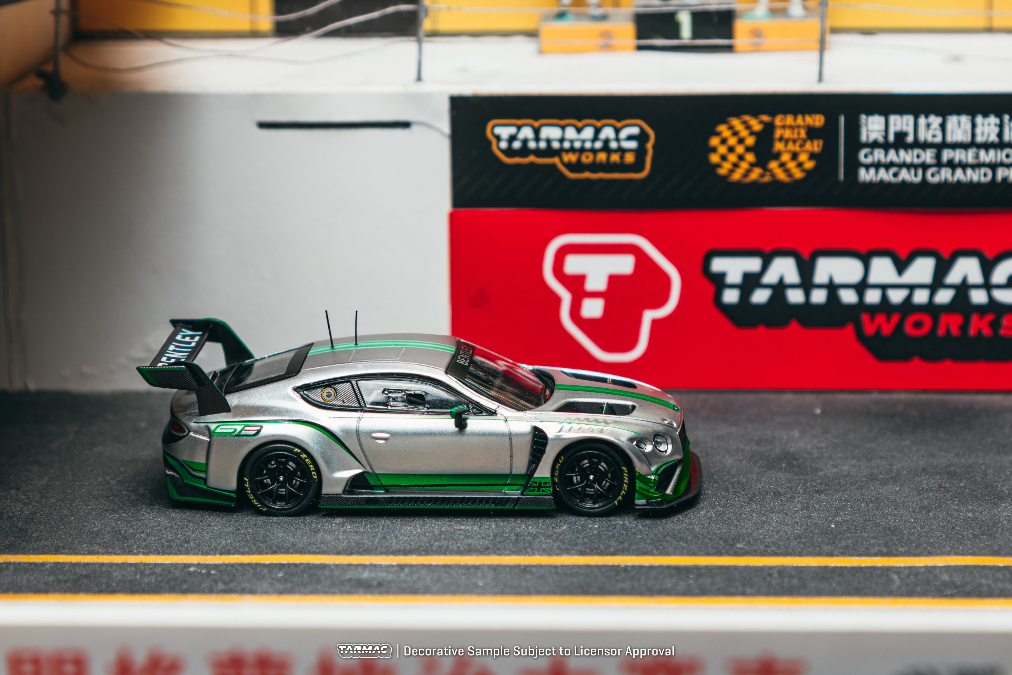 Bentley Continental GT3 - Presentation