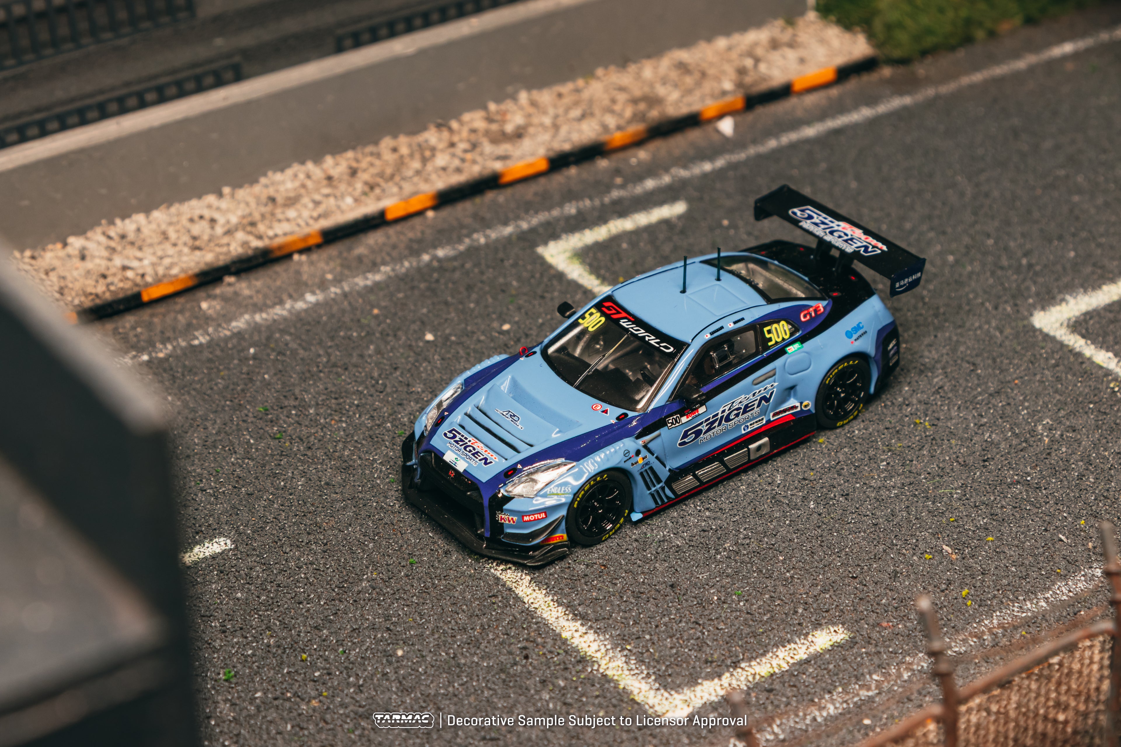 [Pre Order] Tarmac Works - Nissan GT-R NISMO GT3 GT - World Challenge Asia 2025 - TEAM 5ZIGEN