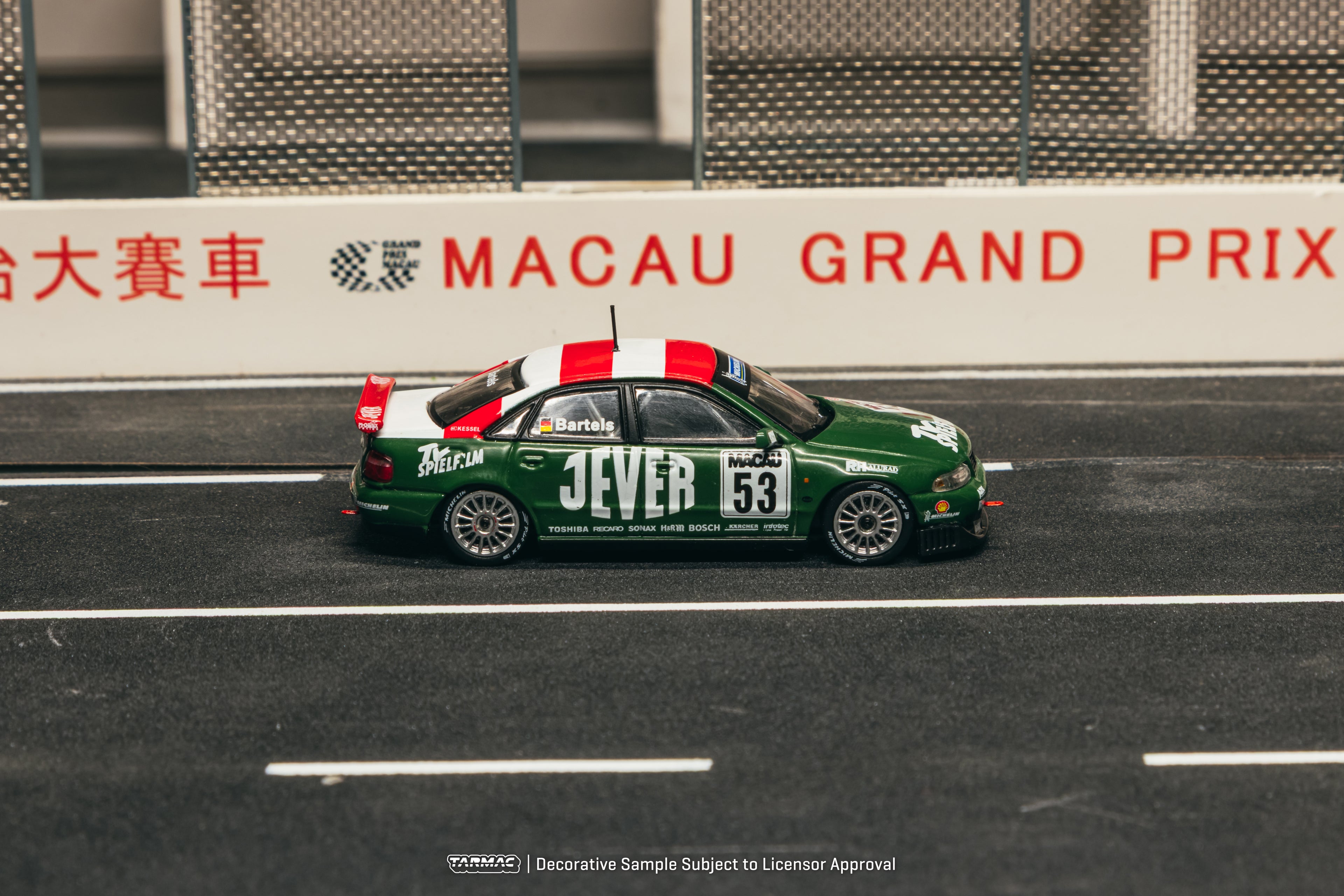 [Pre Order] Tarmac Works - Audi A4 quattro - Macau Guia Race 1999 Winner Michael Bartels