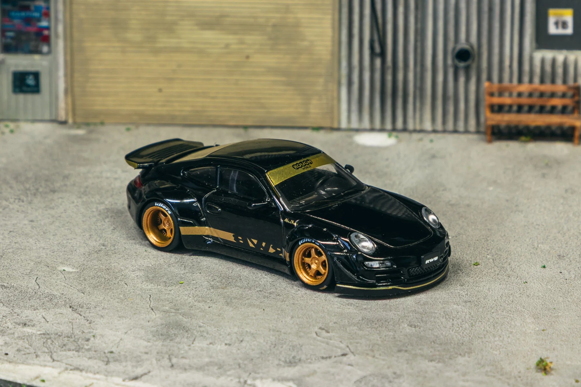 [Pre Order] Tarmac Works - OSK Tools x RWB x Tarmac Works 1/64 RWB 997 Black Bundle Set