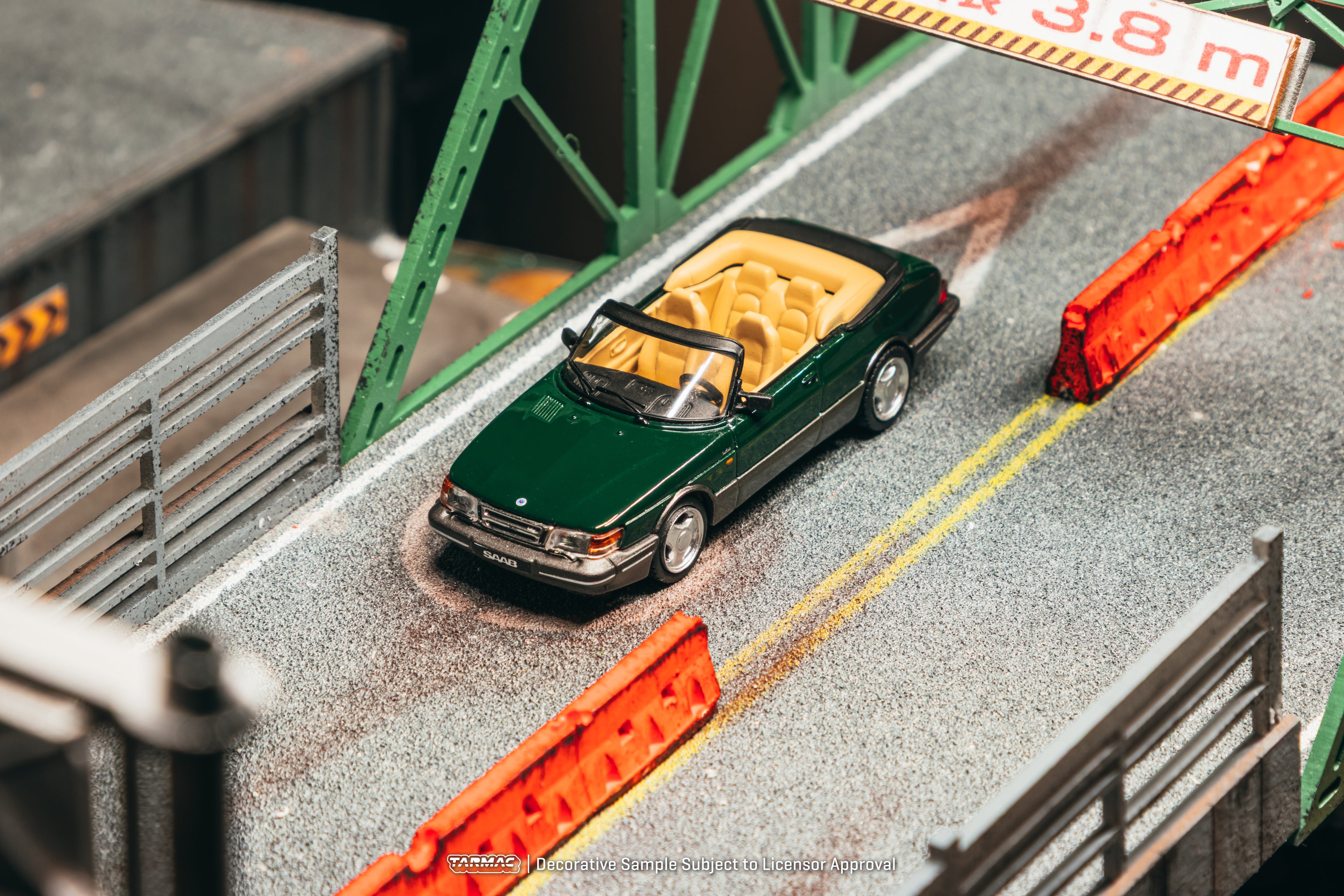[Pre Order, Box] Tarmac Works - Saab 900 Turbo Convertible