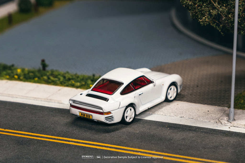 [Pre Order, Box] Tarmac Works - Porsche 959 White Model Car + Trading Cards Combo Set