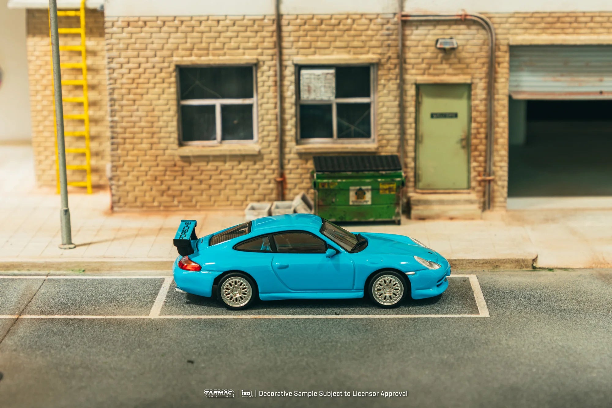 [Pre Order] Tarmac Works X iXO Models - Porsche 911 GT3 (type 996) Light Blue - Global64