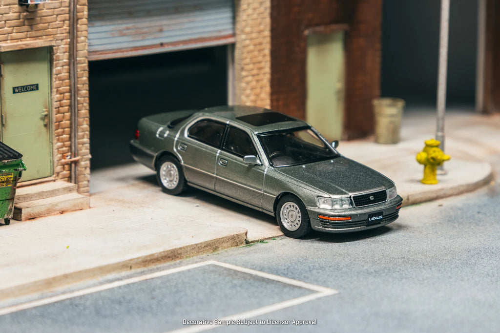[Pre Order] Tarmac Works - Lexus LS400 Flint Grey - GLOBAL64