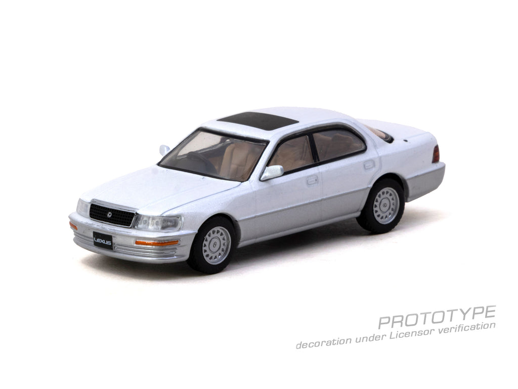 [Pre Order, Box] Tarmac Works - Lexus LS400 (UCF10) - Pearl White
