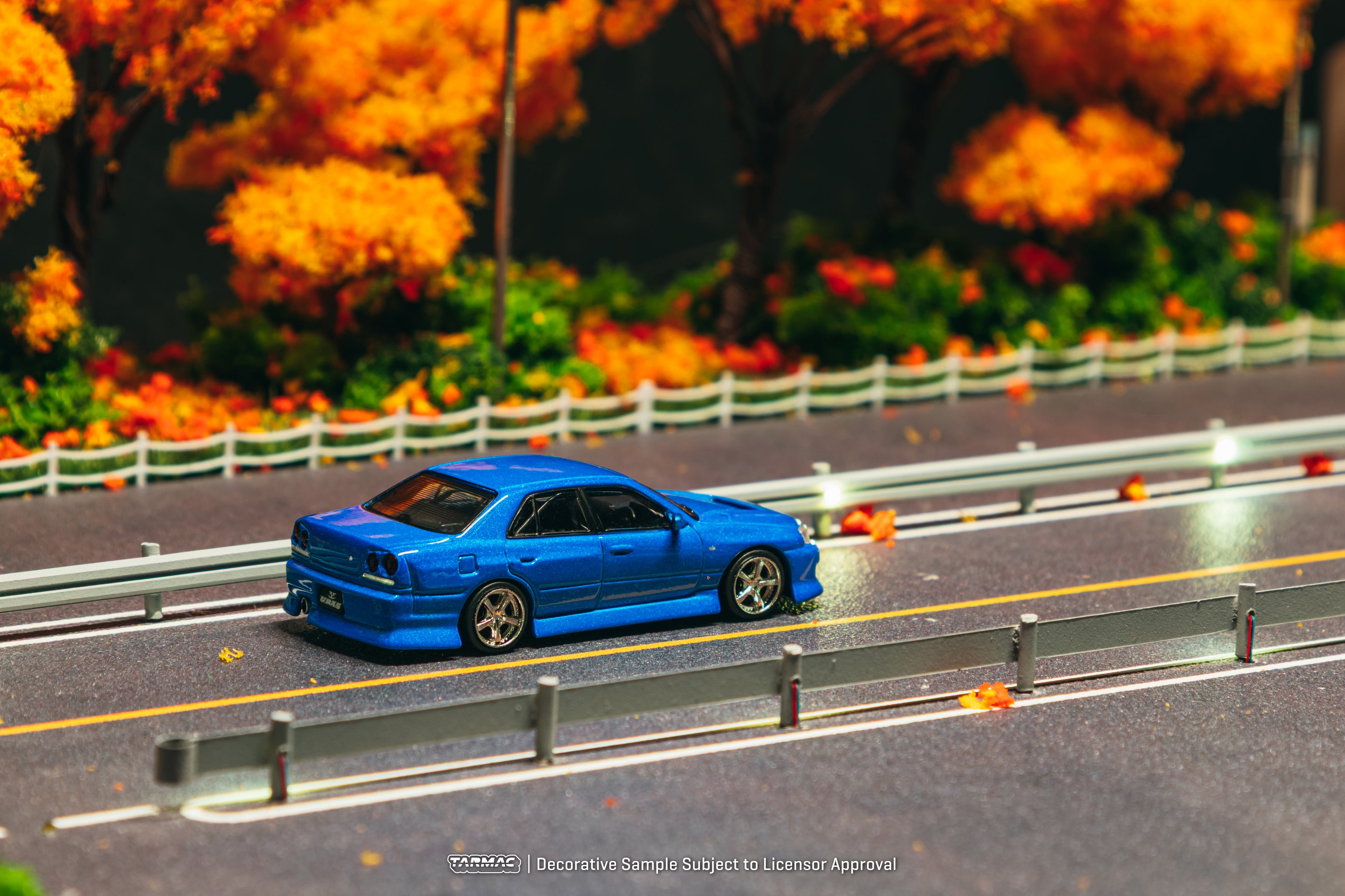 [Pre Order, Box] Tarmac Works - URAS Skyline ER34 - Blue