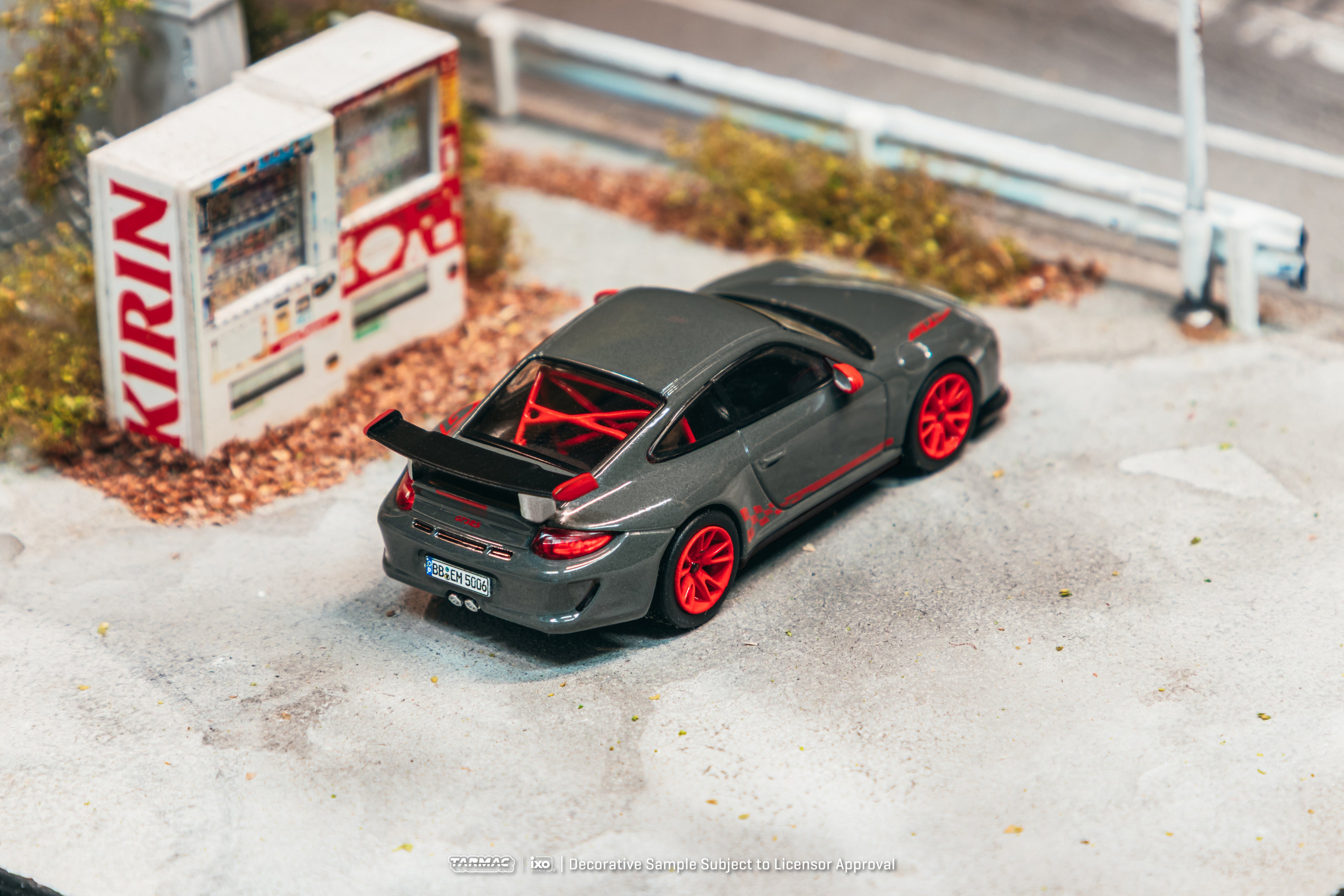 [Pre Order, Box] Tarmac Works - Porsche 911 GT3 RS (997.2) - Grey