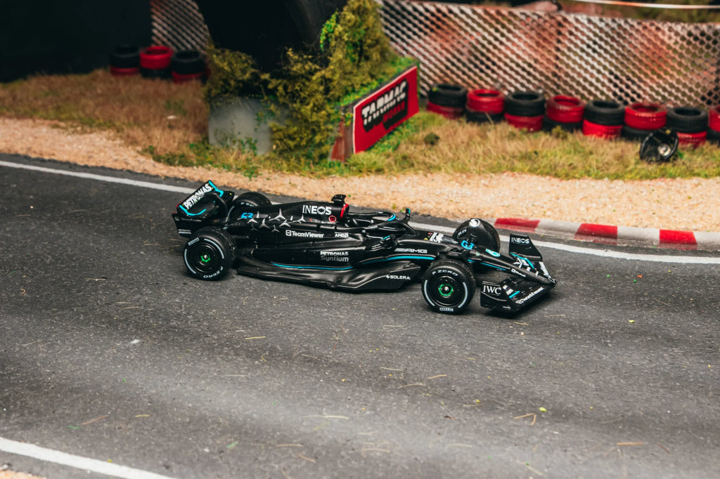 [Pre Order] Tarmac Works - Mercedes-AMG F1 W14 E Performance Italian Grand Prix 2023 #63 George Russell