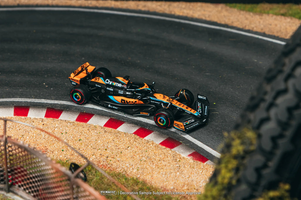 [Pre Order] Tarmac Works - McLaren MCL60 Australian Grand Prix 2023 Oscar Piastri - Tarmac Works X iXO Models GLOBAL64