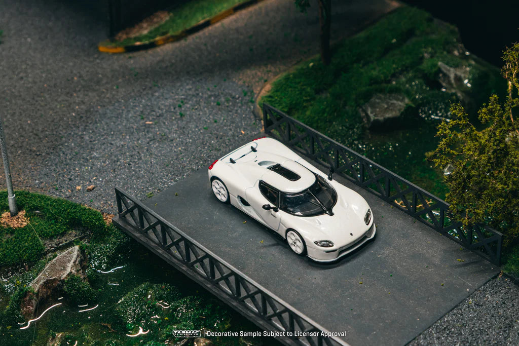 [Pre Order, Free Shipping] Tarmac Works Koenigsegg CC850 White with Tarmac Cards Combo Set - GLOBAL64