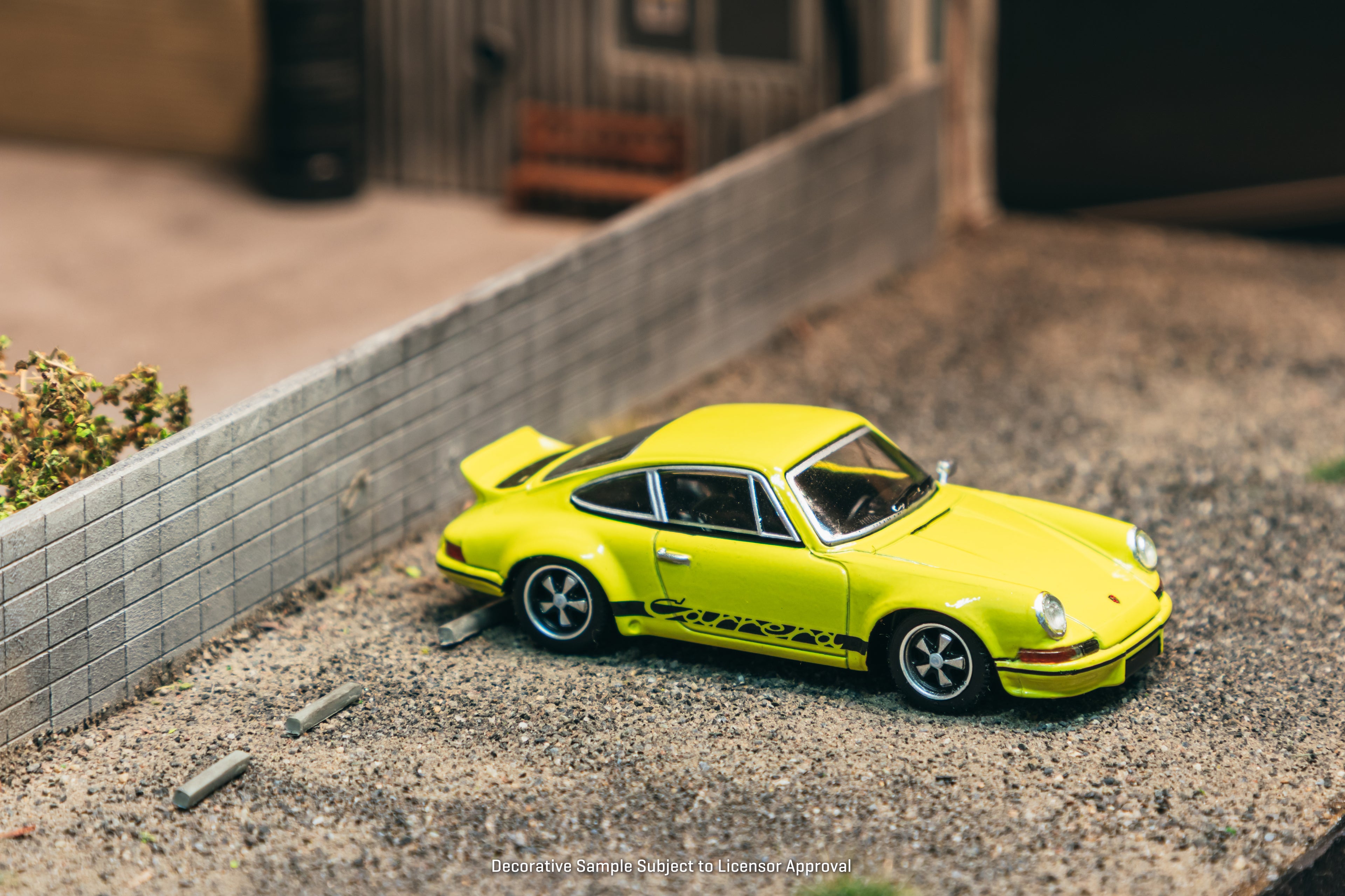 [Pre Order, Box] Tarmac Works - Porsche 911 Carrera RS 2.7 Lightweight - Yellow