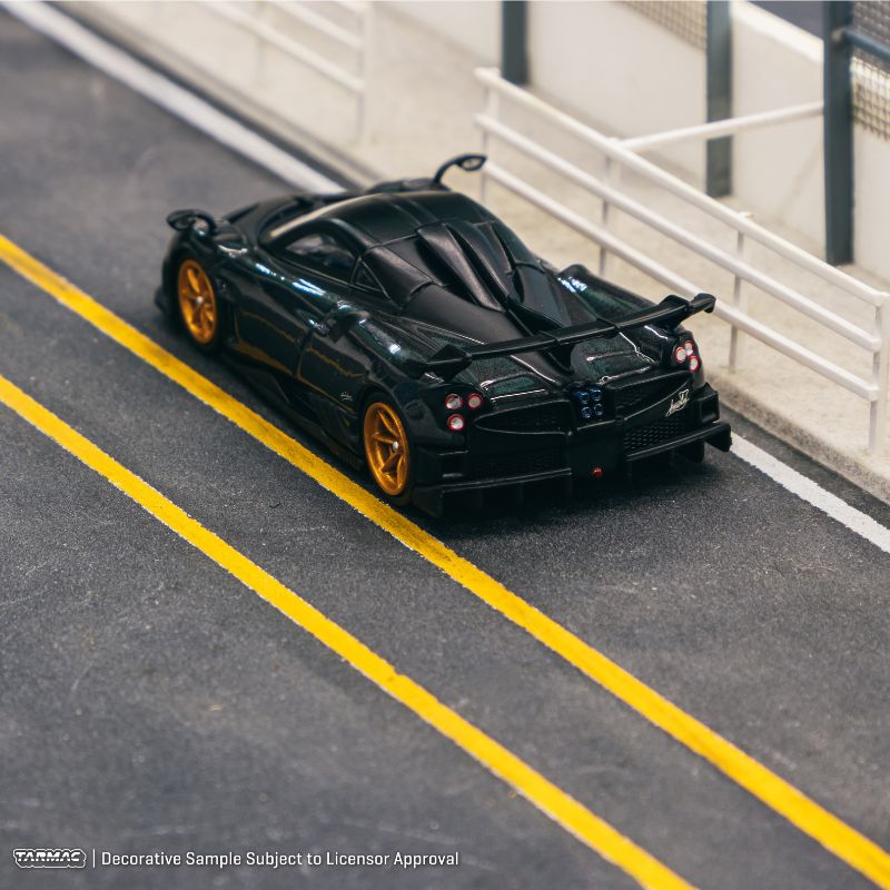 Pagani Imola - Grigio Knockhill