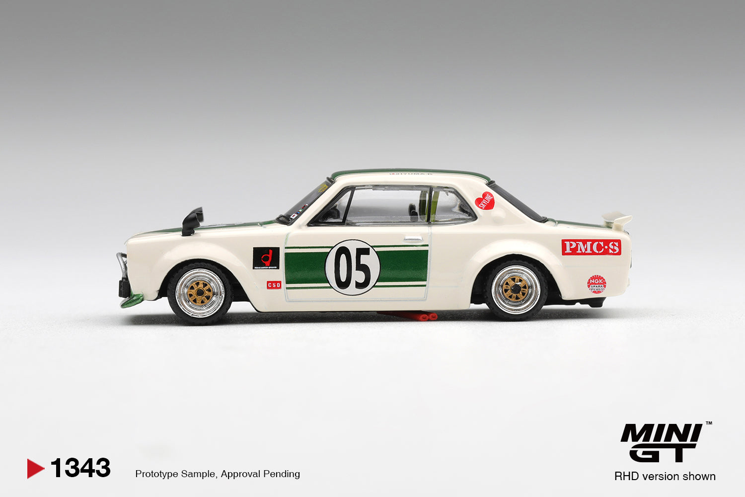 MiniGT - Nissan Skyline LB-WORKS HAKOSUKA White / Green – Diecast
