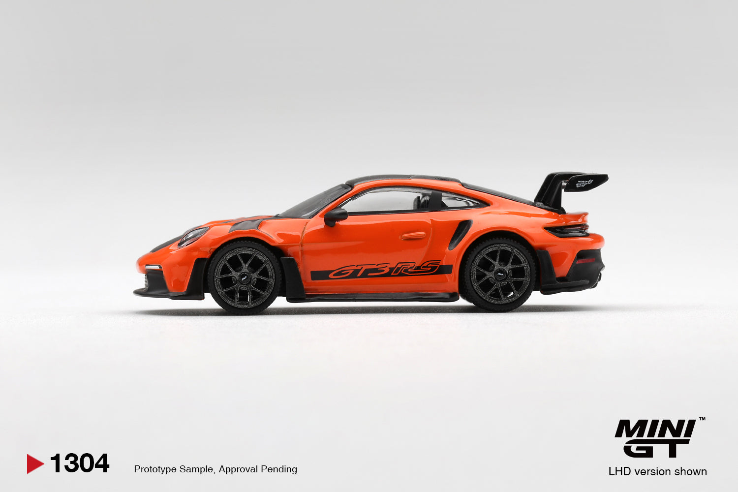 [Pre Order, Box] MiniGT - Porsche 911 (992) GT3 RS Weissach Package - Gulf Orange
