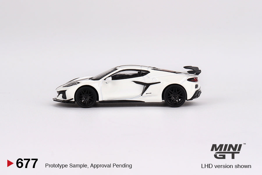 [Pre Order, Box] MiniGT - Chevrolet Corvette Z06 2023 Arctic White - 6