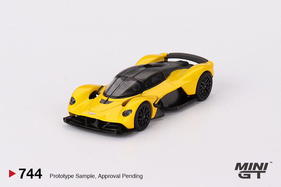 [Pre Order, Box] MiniGT - Aston Martin Valkyrie Sunburst Yellow - 8