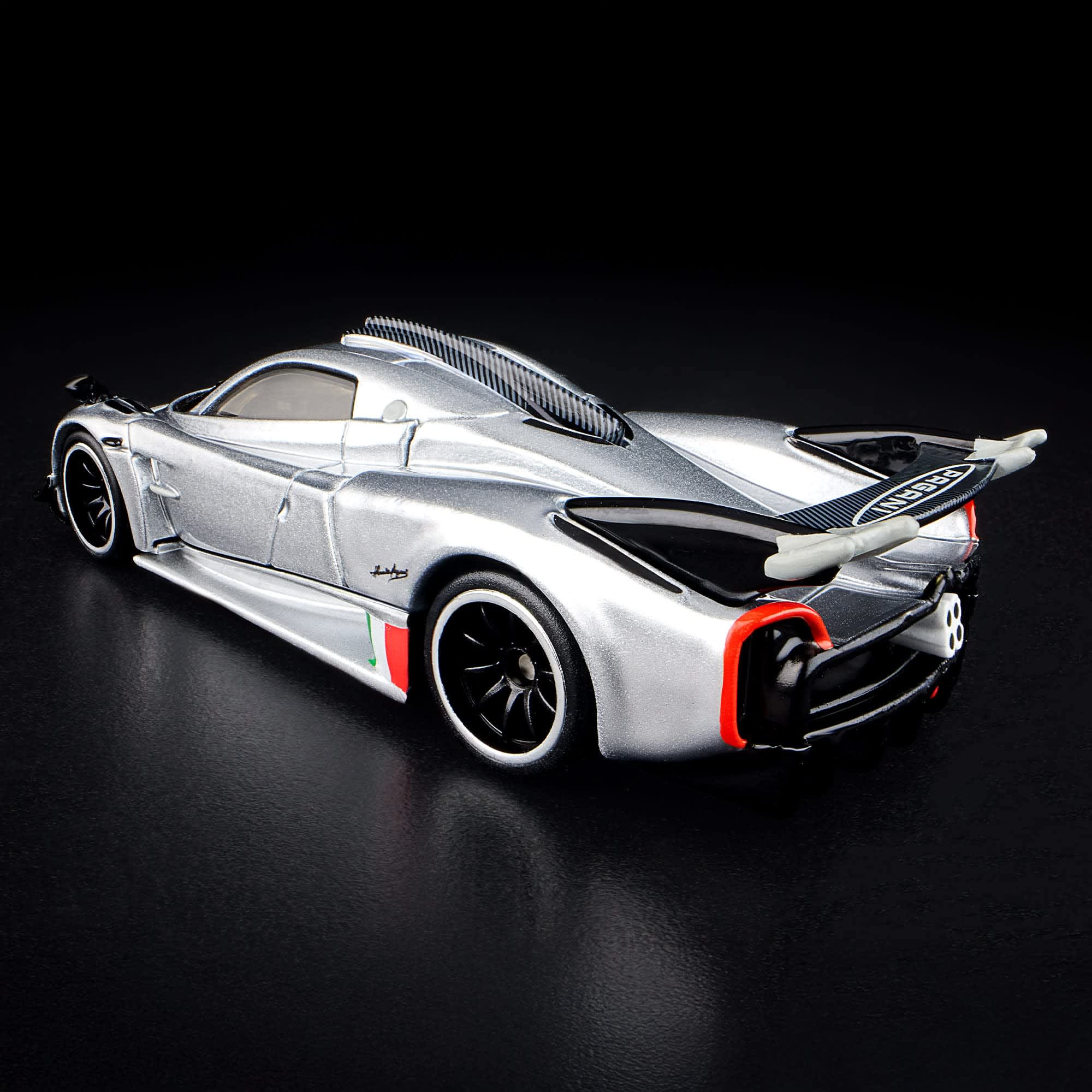 [Pre Order] Hot Wheels - RLC Exclusive ’21 Pagani Huayra R - May Shipping