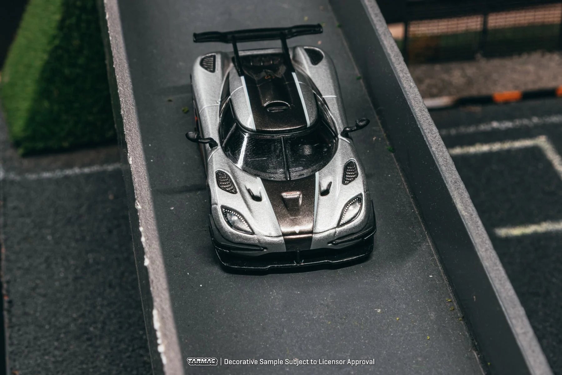 Tarmac Works - Koenigsegg One:1 - Silver